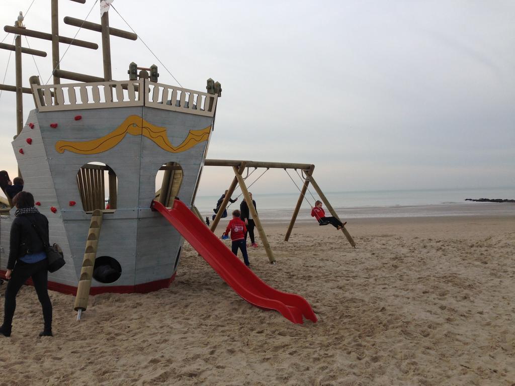 Appartement Zeezicht Oostende Bagian luar foto