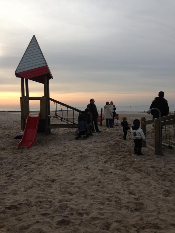 Appartement Zeezicht Oostende Bagian luar foto